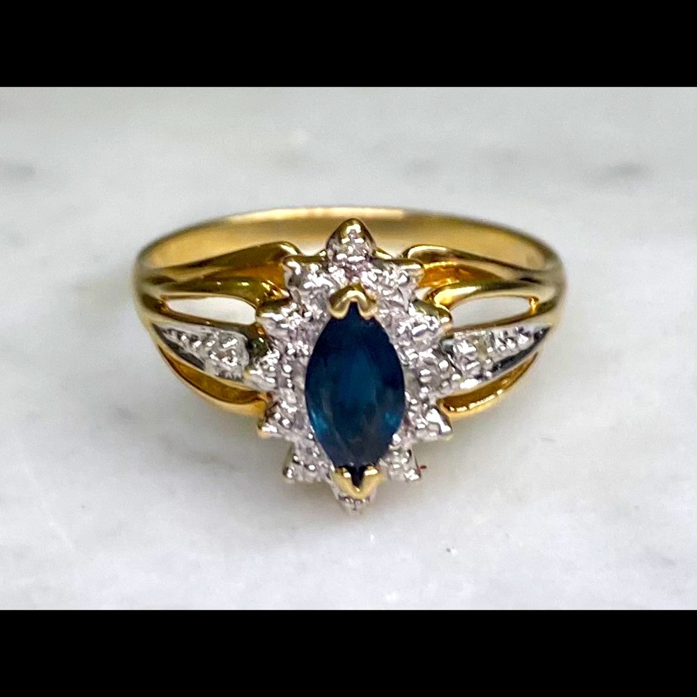 10k Gold Gemstone Ring Sz 8